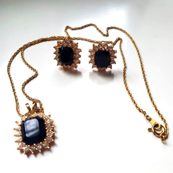 Vintage Necklace Clip Earrings Set - Picture 1 of 5